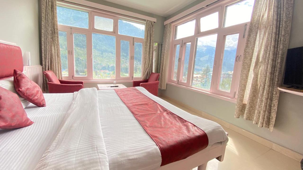 Hotel Meadows View, Near Mall Road Manali ภายนอก รูปภาพ